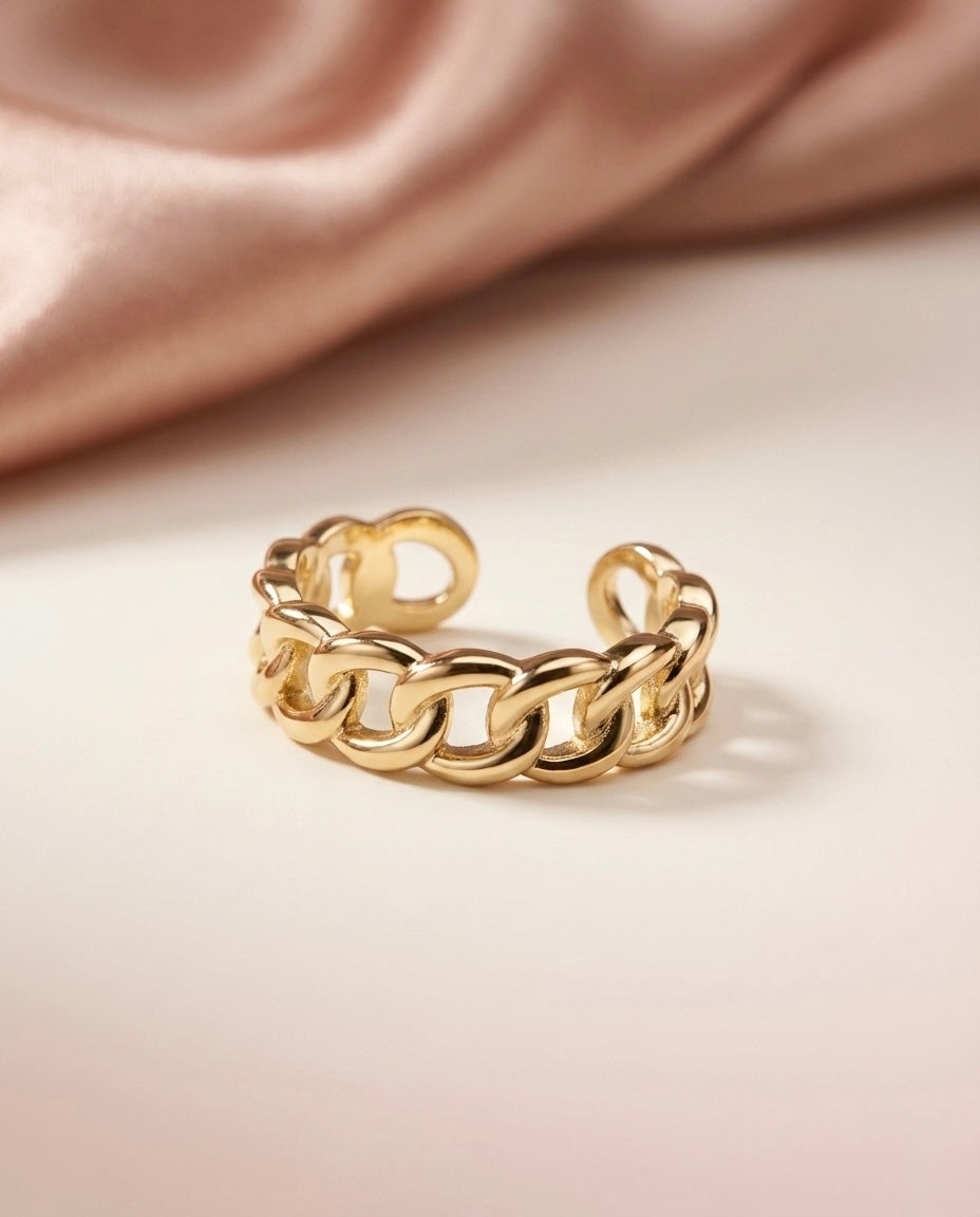 Bold Gold Cuban Chain Link Ring – Adjustable Anti-Tarnish Statement Band 🔗💛