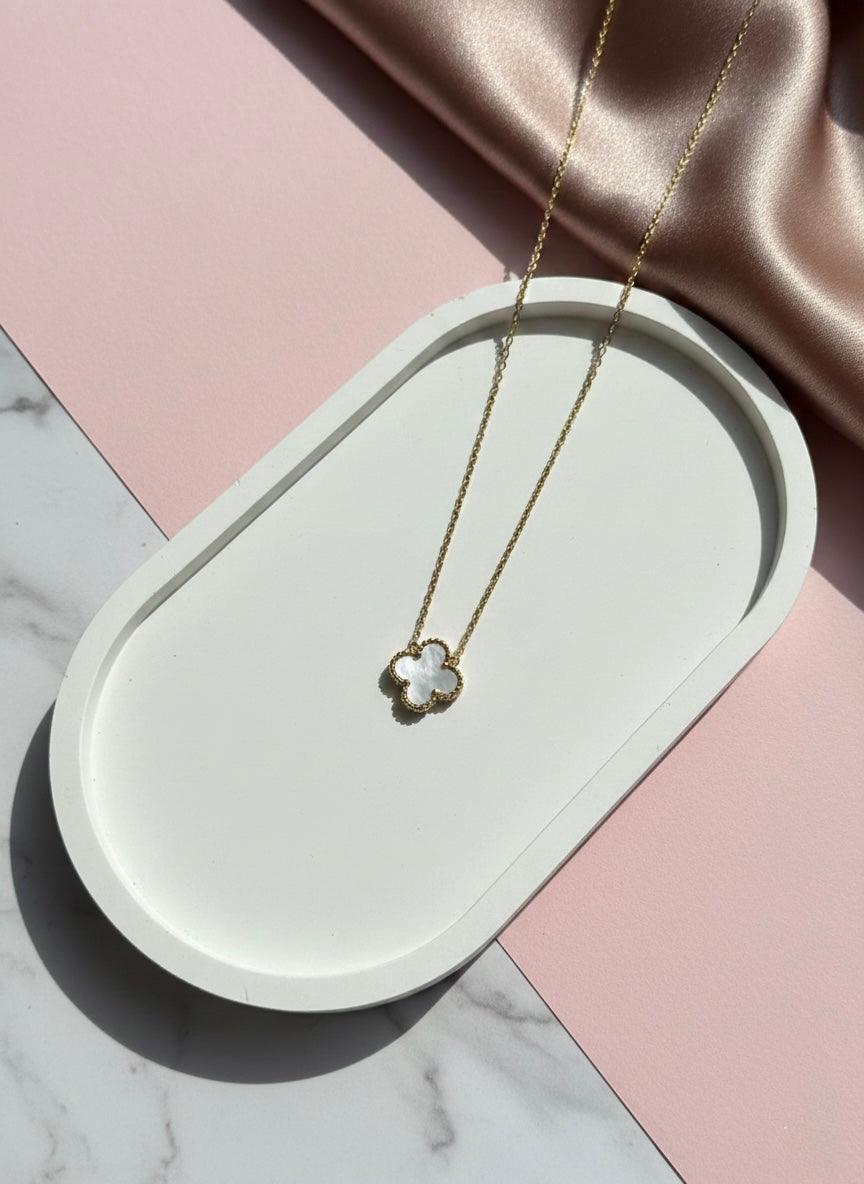 Clover Necklace