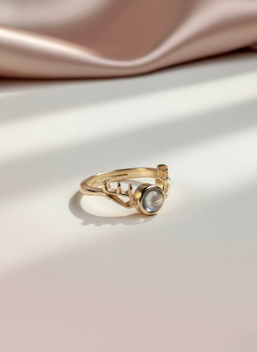 Golden Antler Forest Ring – Adjustable Nature-Inspired Statement 🦌✨