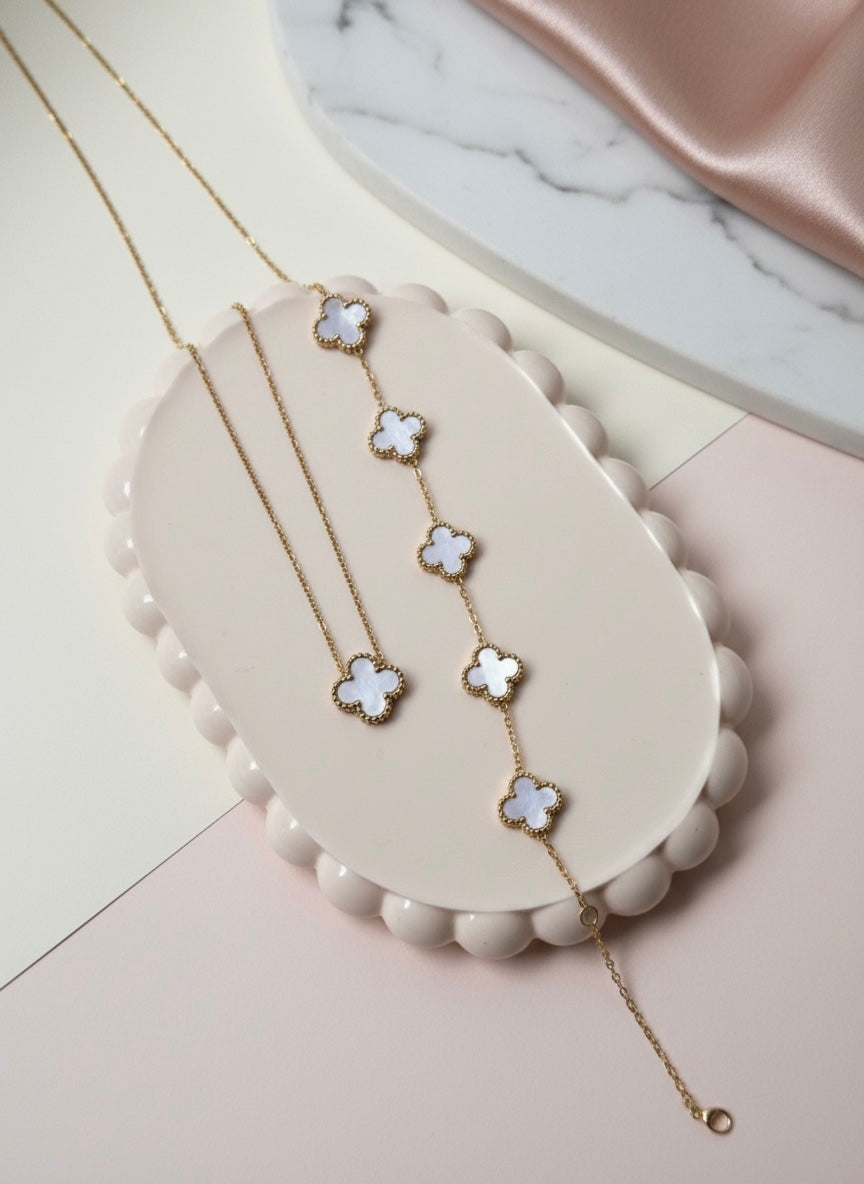 The White Clover Combo 🤍