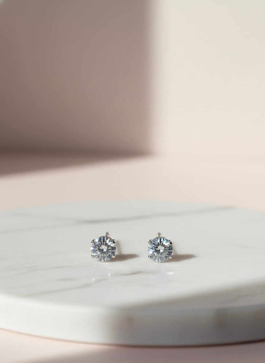 The Classic Brilliant Solitaire Studs 💎✨