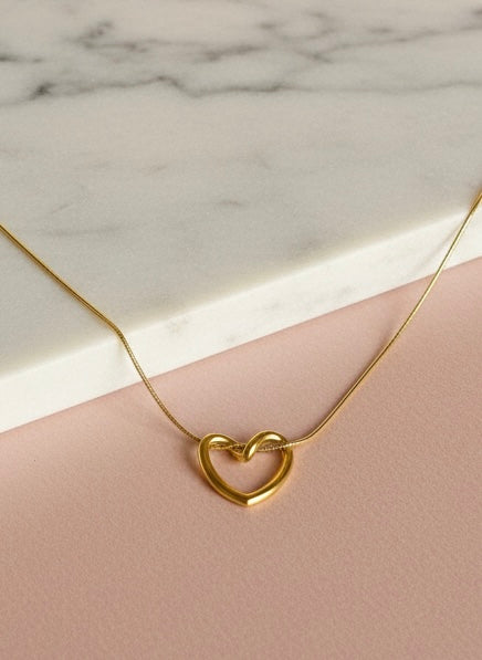 The "Be Mine" Valentine’s Vault 🎁🌹