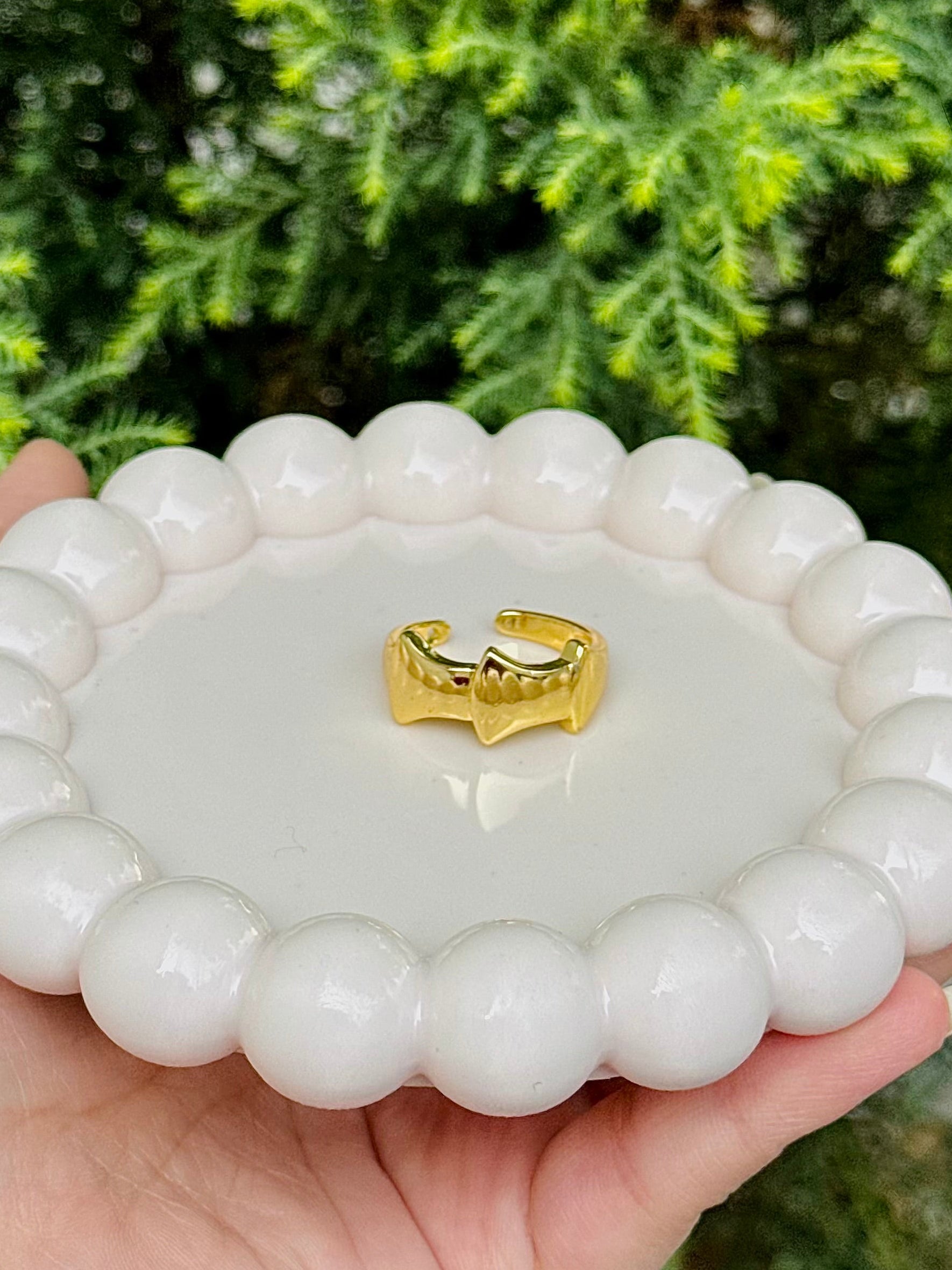 Golden Bow Charm Ring 🎀