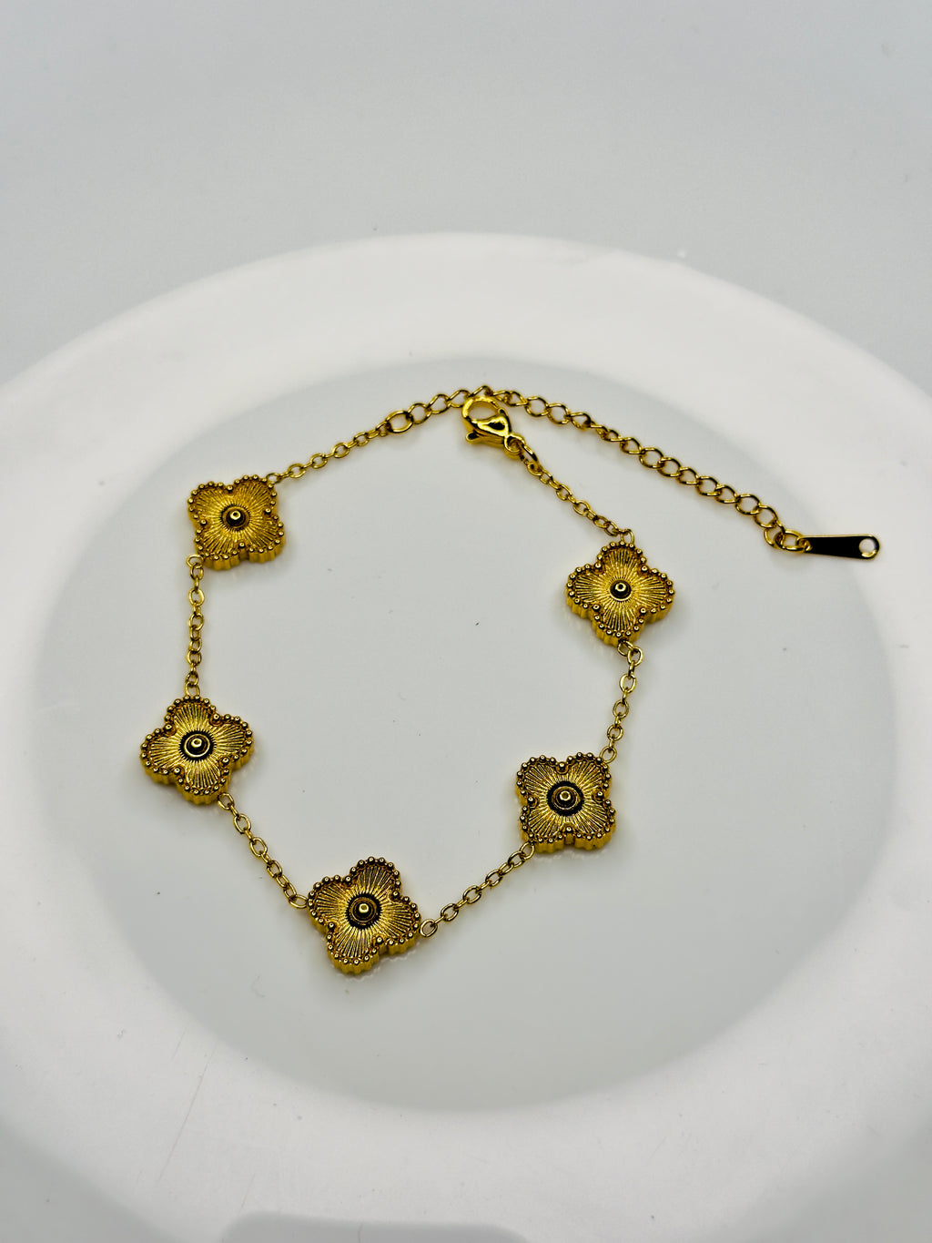 Gold Clover Jewelry Set – 4-Piece