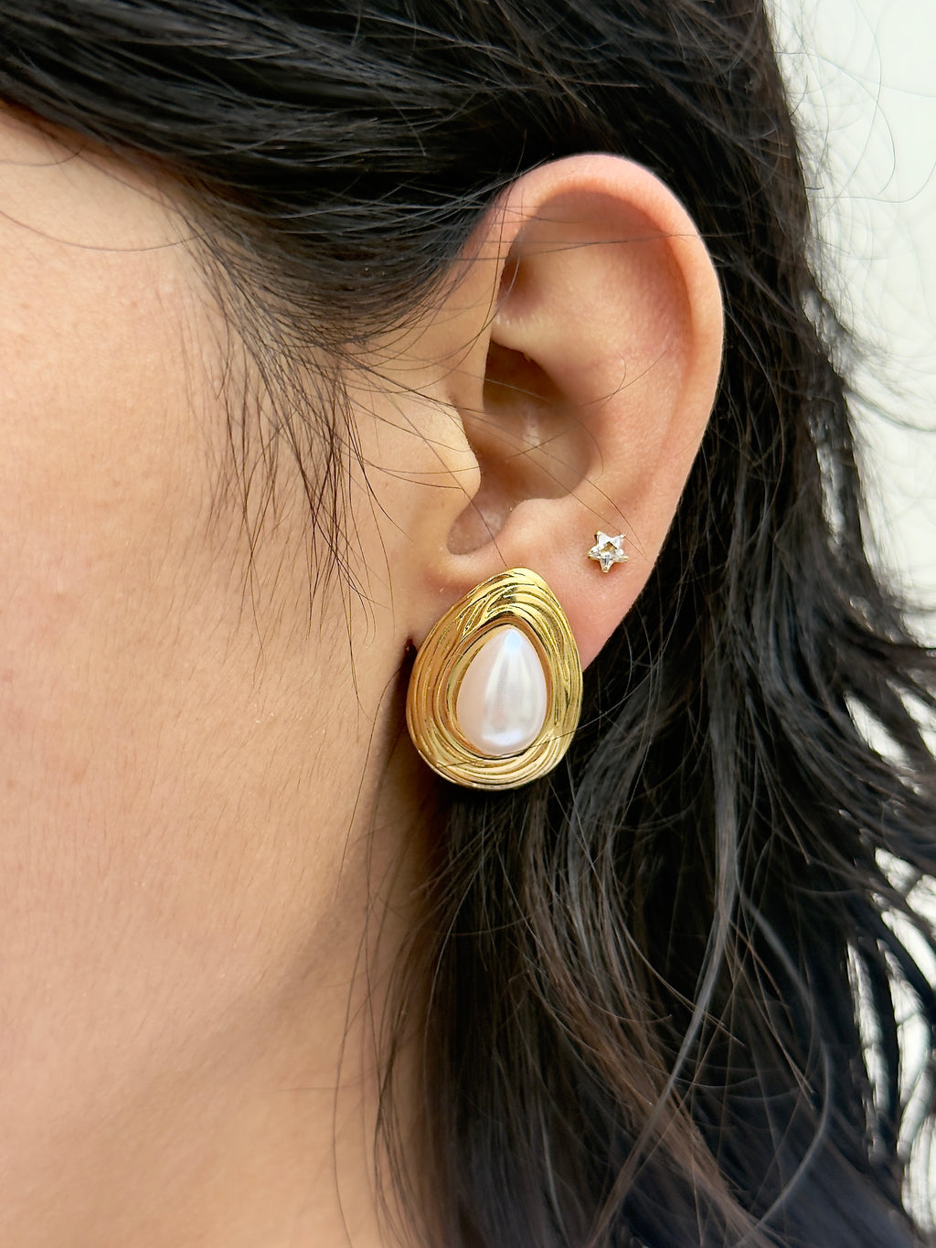 ✨Teardrop Pearl Statement Earrings