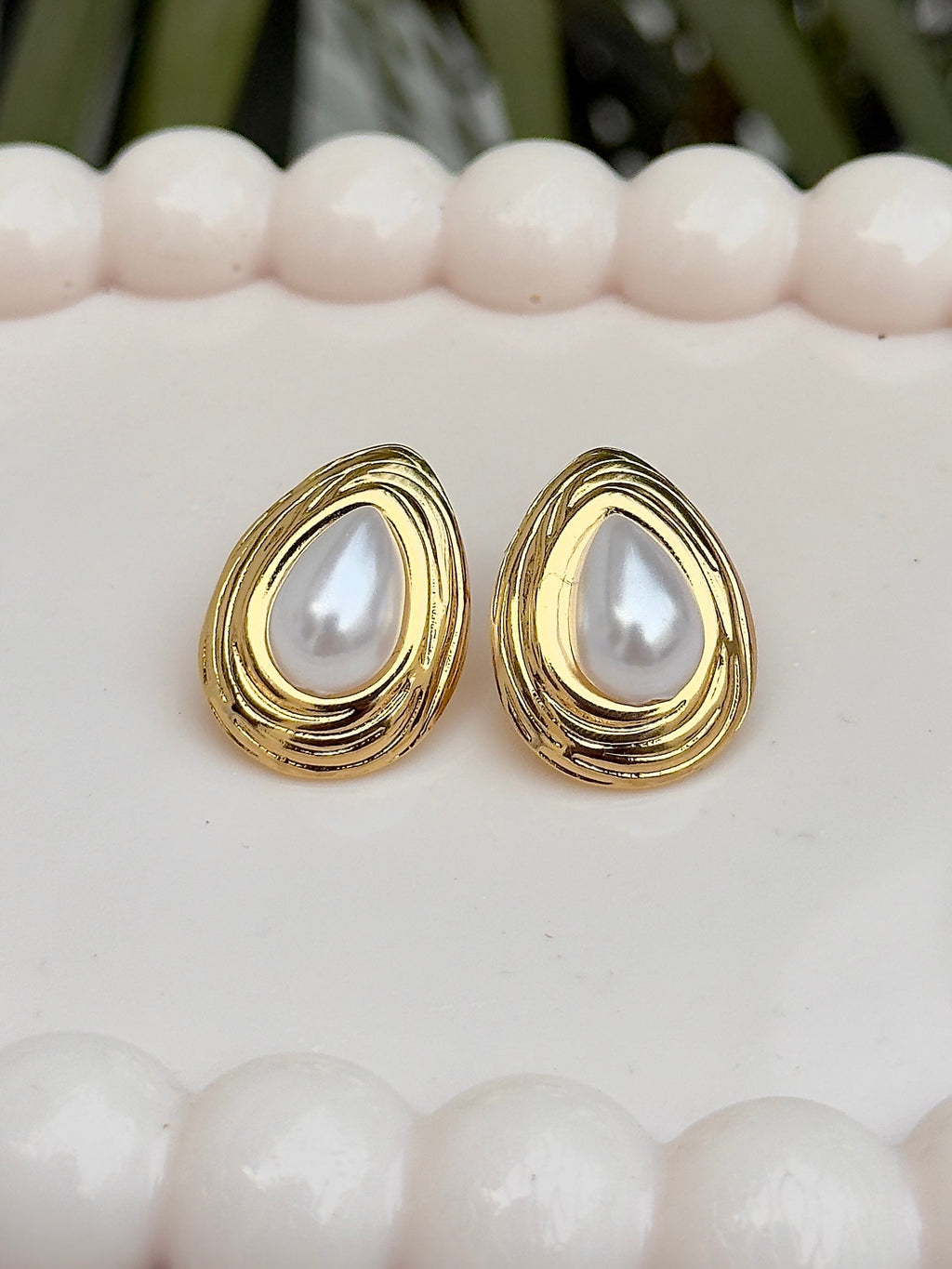 ✨Teardrop Pearl Statement Earrings