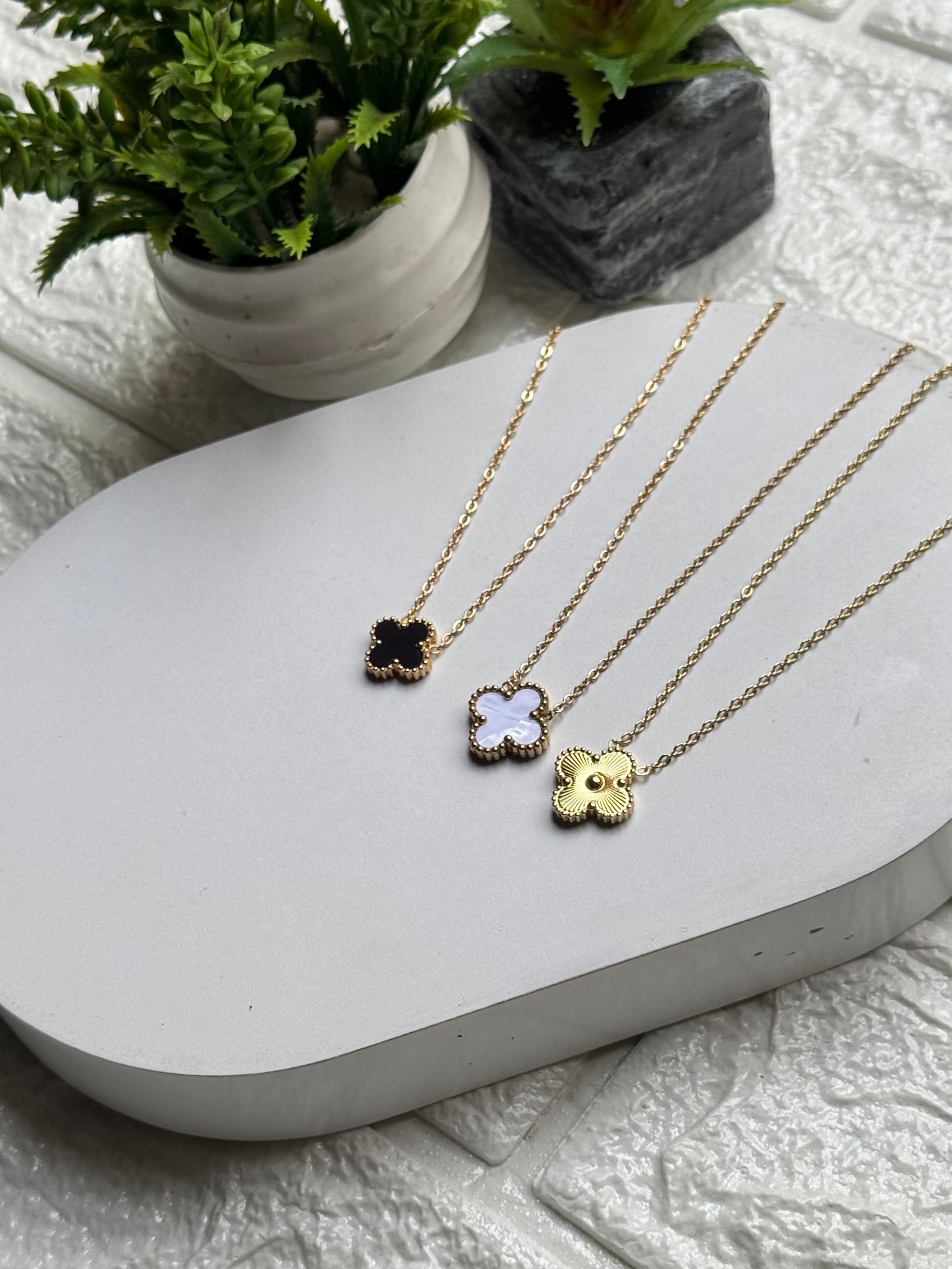Clover Necklace